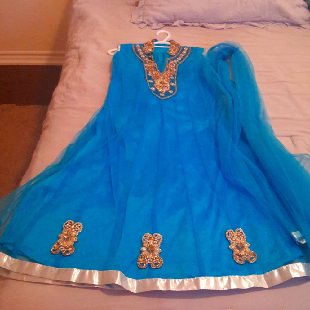 Turquoise & Gold Shalwar/Indian Wear